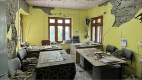 Earthquake: চিড় ধরল দেওয়ালে, দুলে উঠল খাট, ১০ মিনিটেই শক্তিশালী জোড়া ভূমিকম্প জম্মু-কাশ্মীরে, আতঙ্কে ঘরছাড়া অনেকে Earthquake: চিড় ধরল দেওয়ালে, দুলে উঠল খাট, ১০ মিনিটেই শক্তিশালী জোড়া ভূমিকম্প জম্মু-কাশ্মীরে, আতঙ্কে ঘরছাড়া অনেকে