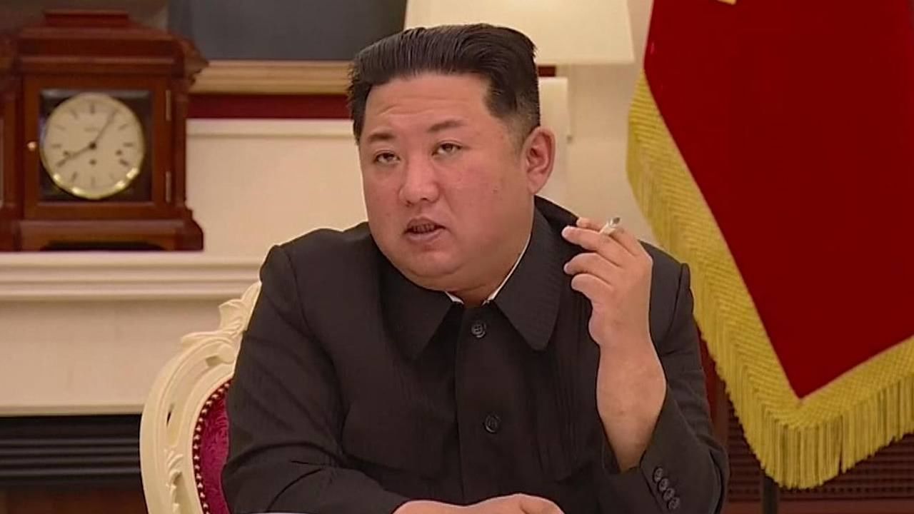 Kim Jong Un: মদ ও সিগারেটে ডুবে কিম জং উন, হঠাৎ কী হল উত্তর কোরিয়ার শাসকের