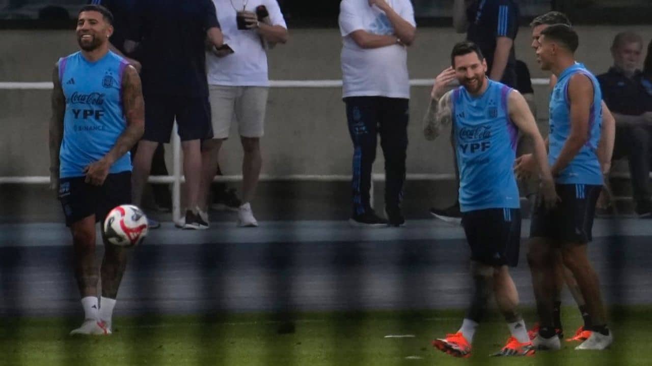 Lionel Messi : ‘সিদ্ধান্ত বদলাইনি’, বলছেন লিও মেসি