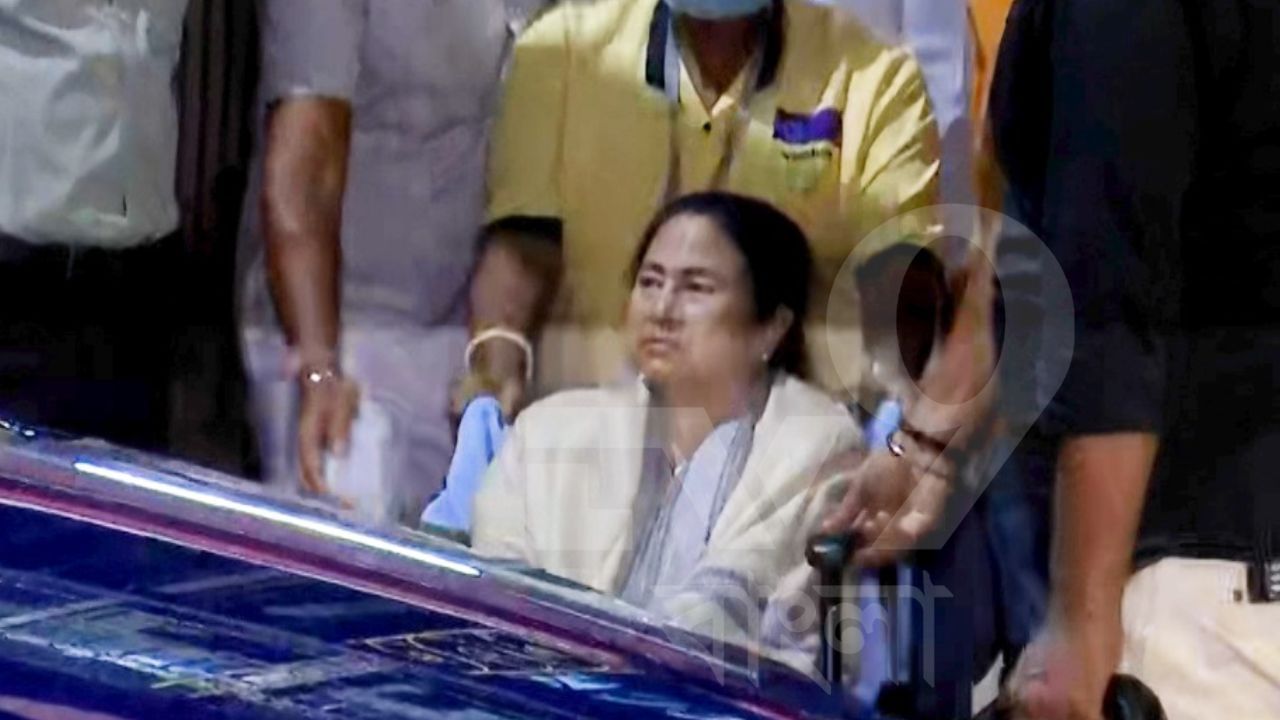 Mamata Banerjee Injury: এখন কেমন আছেন মুখ্যমন্ত্রী? কবে থেকে আবার বেরতে পারবেন