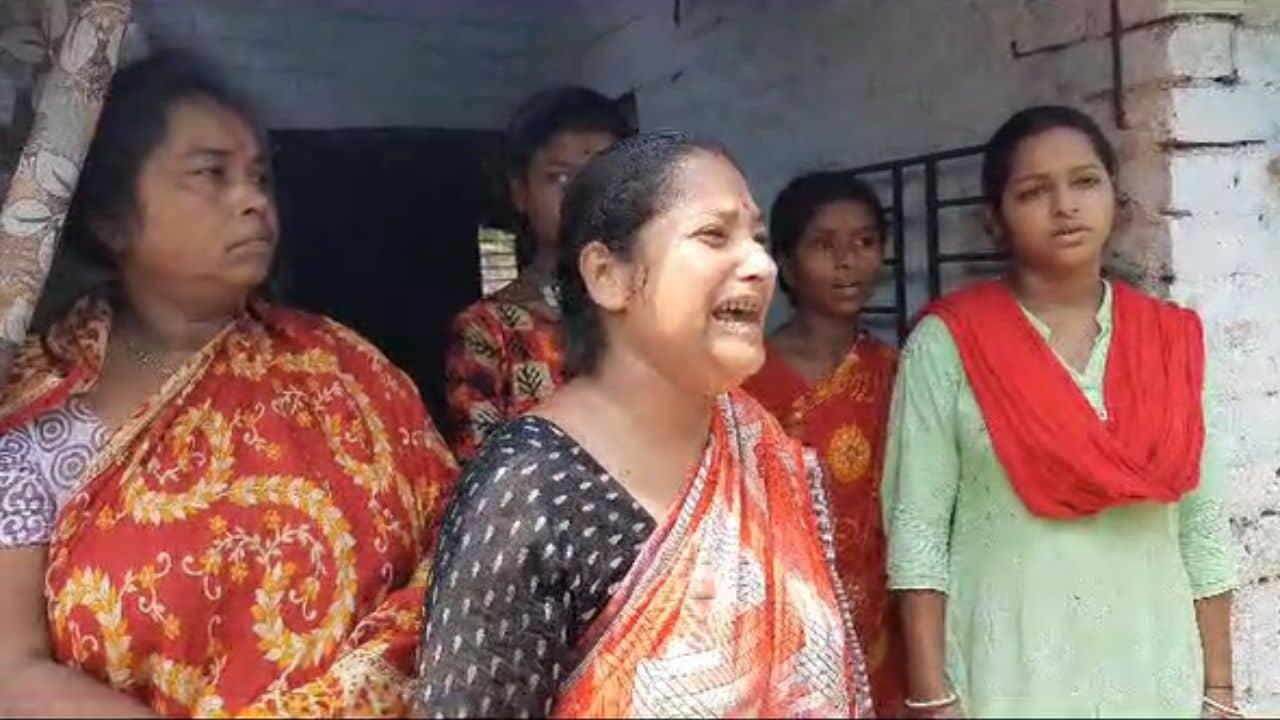 Bongaon Bomb Blast: শৌচাগারে বোমা বিস্ফোরণে মৃত্যু কিশোরের, চাঞ্চল্য বনগাঁয়