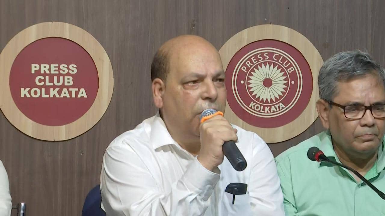 VC appointment Controversy: ‘ভিসিদের উস্কাচ্ছেন নিয়ম ভাঙতে’, সাংবাদিক বৈঠকে ওমপ্রকাশ-সহ প্রাক্তন উপাচার্যদের তোপের মুখে রাজ্যপাল