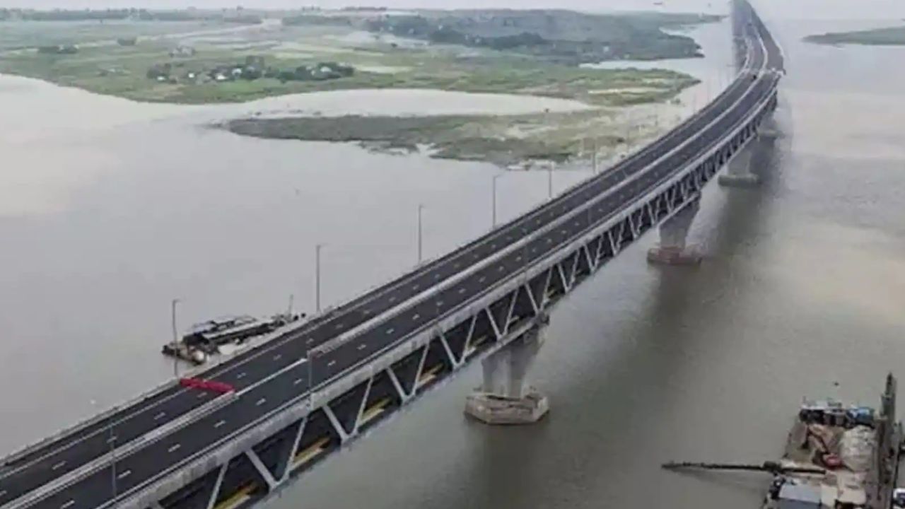 Padma Bridge: রেলপথেও যুক্ত হতে চলেছে পদ্মা সেতু, আগামী বছরেই ব্রিজের উপর দিয়ে ছুটবে ট্রেন