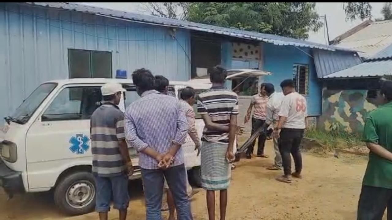 Paschim Medinipur: গরমের হাত থেকে বাঁচতে রাতে শুয়েছিলেন ছাদে, সেখান থেকে পড়েই মৃত্যু উলুবেড়িয়ার ব্যক্তির