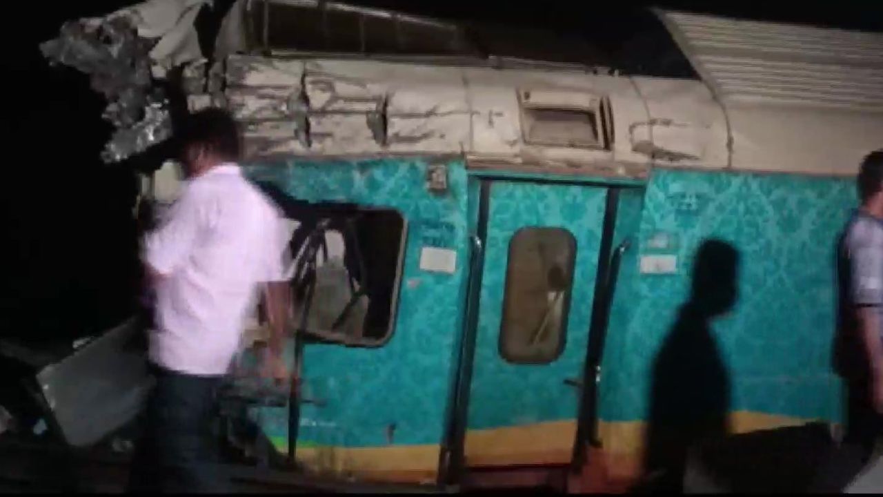 Coromandel Express Accident: বালেশ্বরে ভয়ঙ্কর রেল দুর্ঘটনা, বাতিল একাধিক দূরপাল্লার ট্রেন, দেখে নিন তালিকা