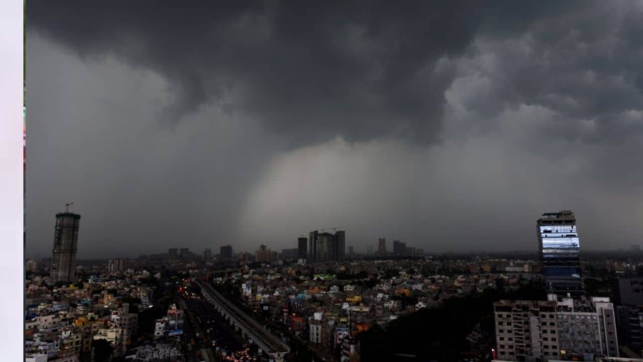 Weather Forecast: ‘বোতলবন্দি’ বর্ষা! কেরলে ‘লেট’ মানে কি বাংলাতেও দেরি? কত দেরি?