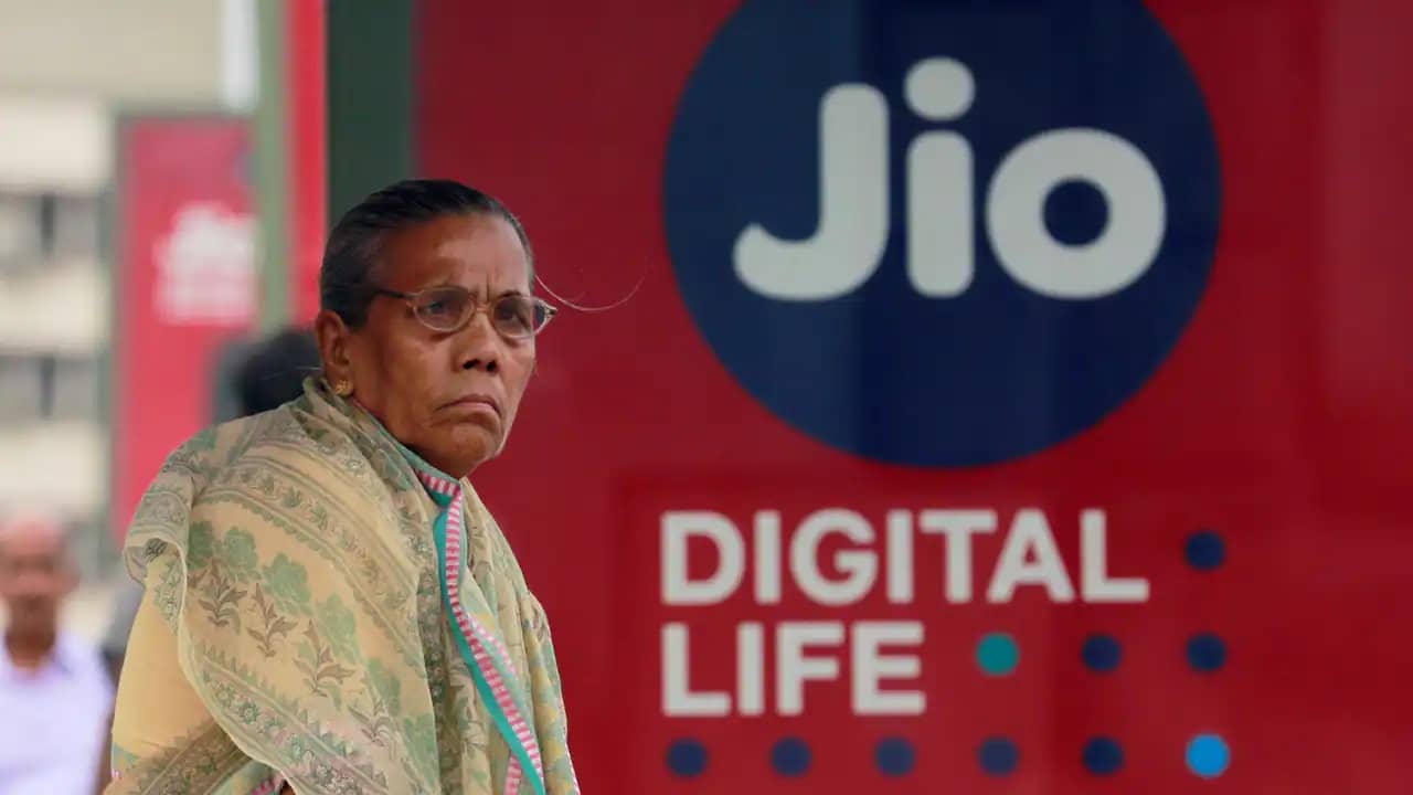 Reliance Jio-র নতুন দুই রিচার্জ প্ল্যান, 84 দিন রোজ 2GB করে ডেটা