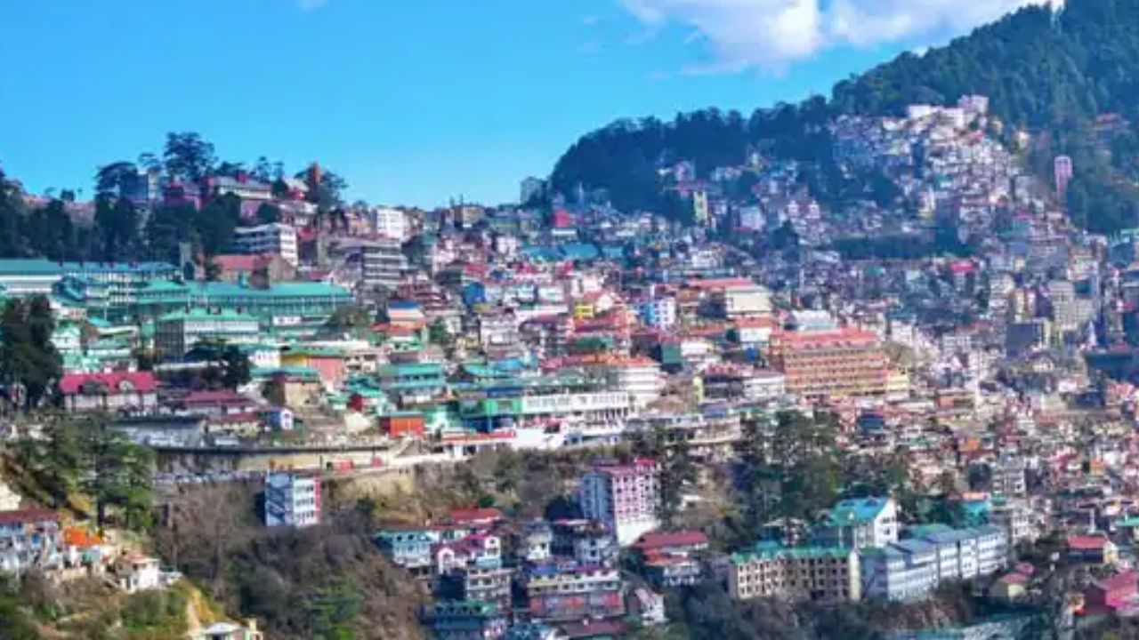 Shimla: বারমুডা-মিনি স্কার্টে নিষেধাজ্ঞা, সিমলার শতবর্ষ পুরনো মন্দিরে চালু পোশাক বিধি