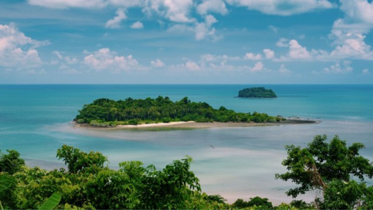 India’s smallest national park: মাত্র ৫ স্কোয়ার কিলোমিটারে বিস্তৃত দেশের ক্ষুদ্রতম জাতীয় উদ্যান, কোথায় জানেন?