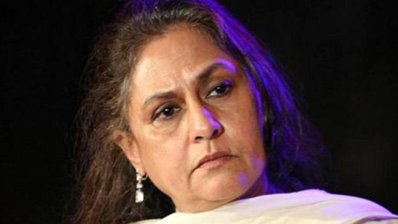 Jaya Bachchan: হাতে-মাথায় বাঁধাকপি নিয়ে ফটোশুট জয়া বচ্চনের, হতাবাক নেটিজেন, 'হলটা কী'?