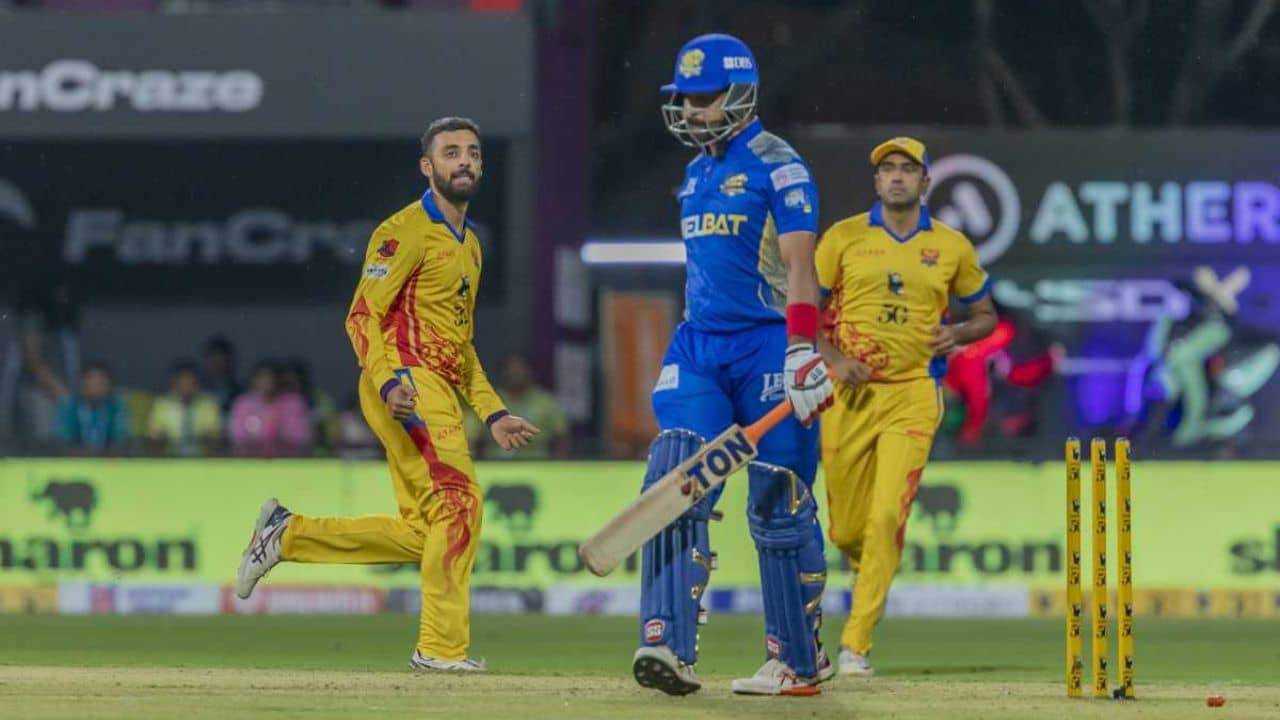 Varun Chakravarthy: কেকেআর মিস্ট্রি স্পিনারের অনবদ্য বোলিং, ১ রানের রুদ্ধশ্বাস জয়