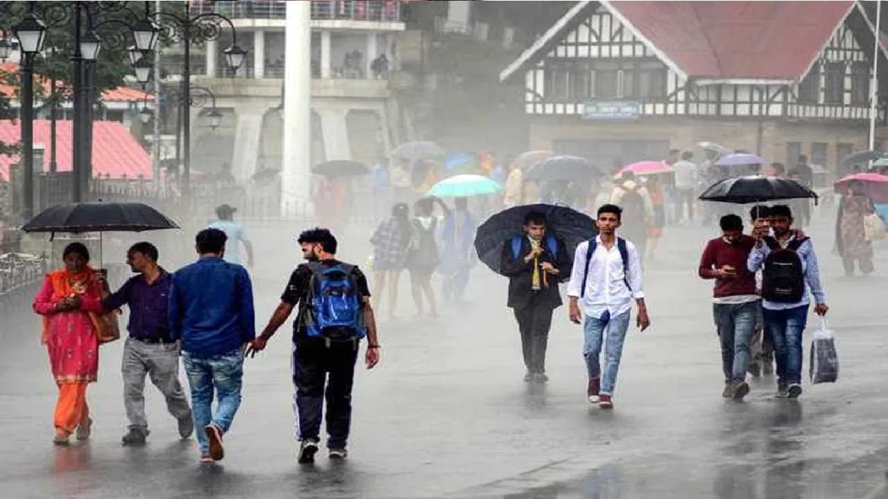 Weather Alert: প্রস্তুতি নিচ্ছে সরকার, SMS-এর পর আবহাওয়ার আগাম সতর্কতা এবার TV-Radio'তেও
