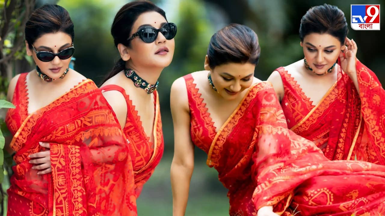 Jaya Ahsan: ৪০-এও নট আউট, ফিনফিনে ঢাকাই শাড়ি ম্যাচিং ব্লাউজ আর পনিটেলে এভারগ্রিন জয়া আহসান