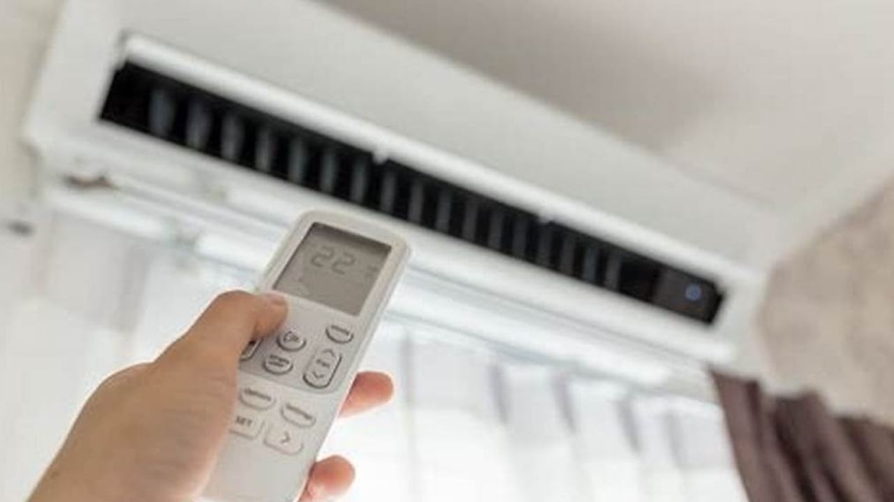 Air Conditioner At Night: সারা রাত এসি চালান? বাড়বে রোগ