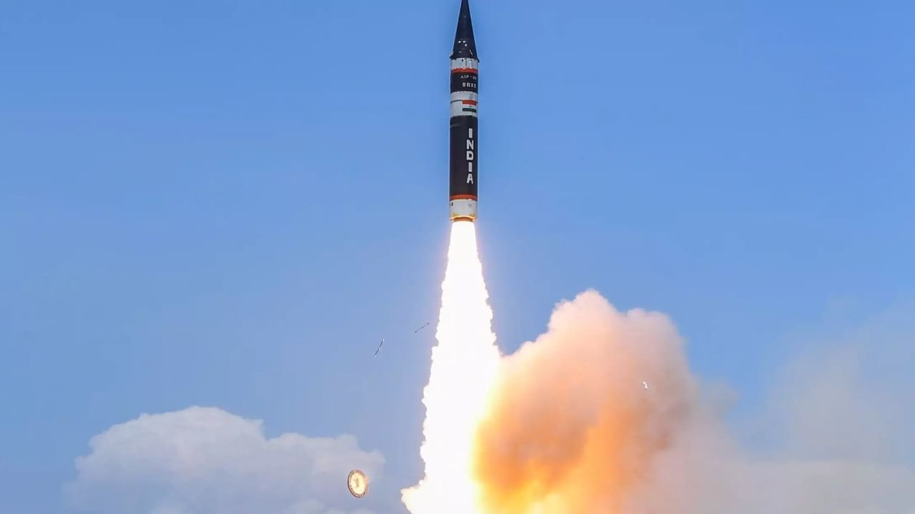 AGNI Prime Missile: এই ক্ষেপণাস্ত্রে ধ্বংস হবে একাধিক টার্গেট!