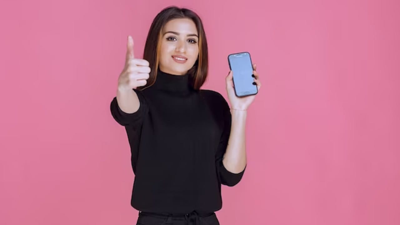 Airtel-এ এই 3 রিচার্জ প্ল্যানে 5G ডেটা, আনলিমিটেড কলিং; দেখুন বিস্তারিত Airtel-এ এই 3 রিচার্জ প্ল্যানে 5G ডেটা, আনলিমিটেড কলিং; দেখুন বিস্তারিত