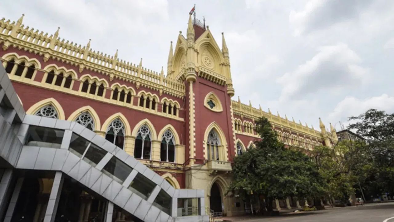 Calcutta High Court: 'মানিক ভট্টাচার্যকে তিন বার জিজ্ঞাসাবাদের ফল কী?', OMR শিট মামলায় বিচারপতি গঙ্গোপাধ্যায়ের প্রশ্নের মুখে CBI