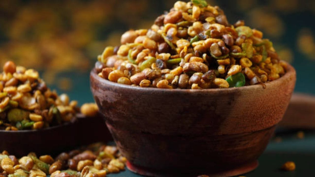 Healthy Snacks মুড়িচিঁড়ের এই চটপটা একবার বানালে আর চানাচুর খেতে