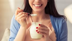 Best Time to Eat Curd: ডিনারে রায়তা খাচ্ছেন? ভুল এড়িয়ে জেনে নিন টক দই খাওয়ার সেরা সময় Best Time to Eat Curd: ডিনারে রায়তা খাচ্ছেন? ভুল এড়িয়ে জেনে নিন টক দই খাওয়ার সেরা সময়