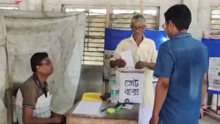 Paschim Medinipur: মাথায় অপদেবতা চড়েছে, ডাইনি অপবাদে বৃদ্ধ দম্পতিকে মারধর গ্রামবাসীদের