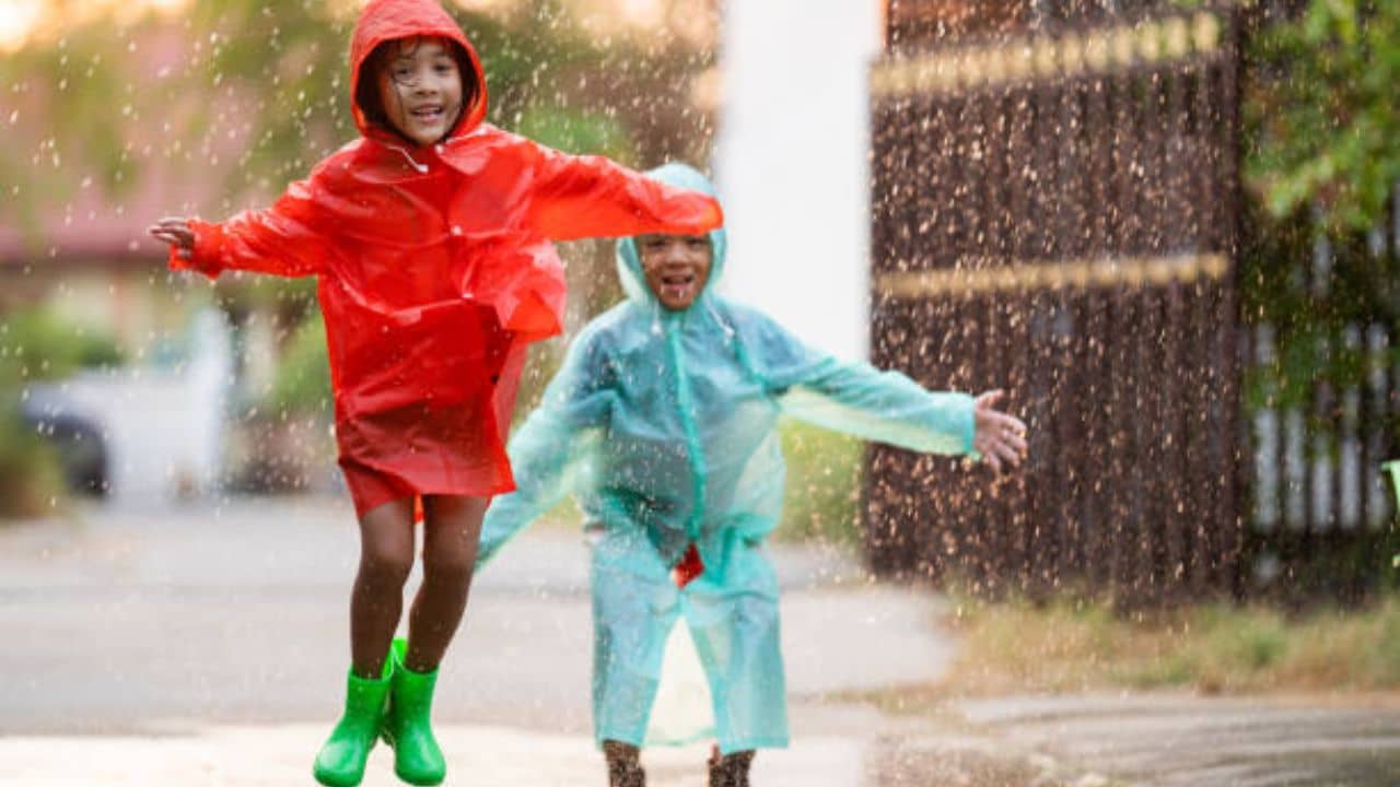 Monsoon Child Health: বর্ষায় মৃত্যু পর্যন্ত হয় জলবাহিত রোগে, যে ৫ টিপস মানলে সুস্থ থাকবে আপনার সন্তান