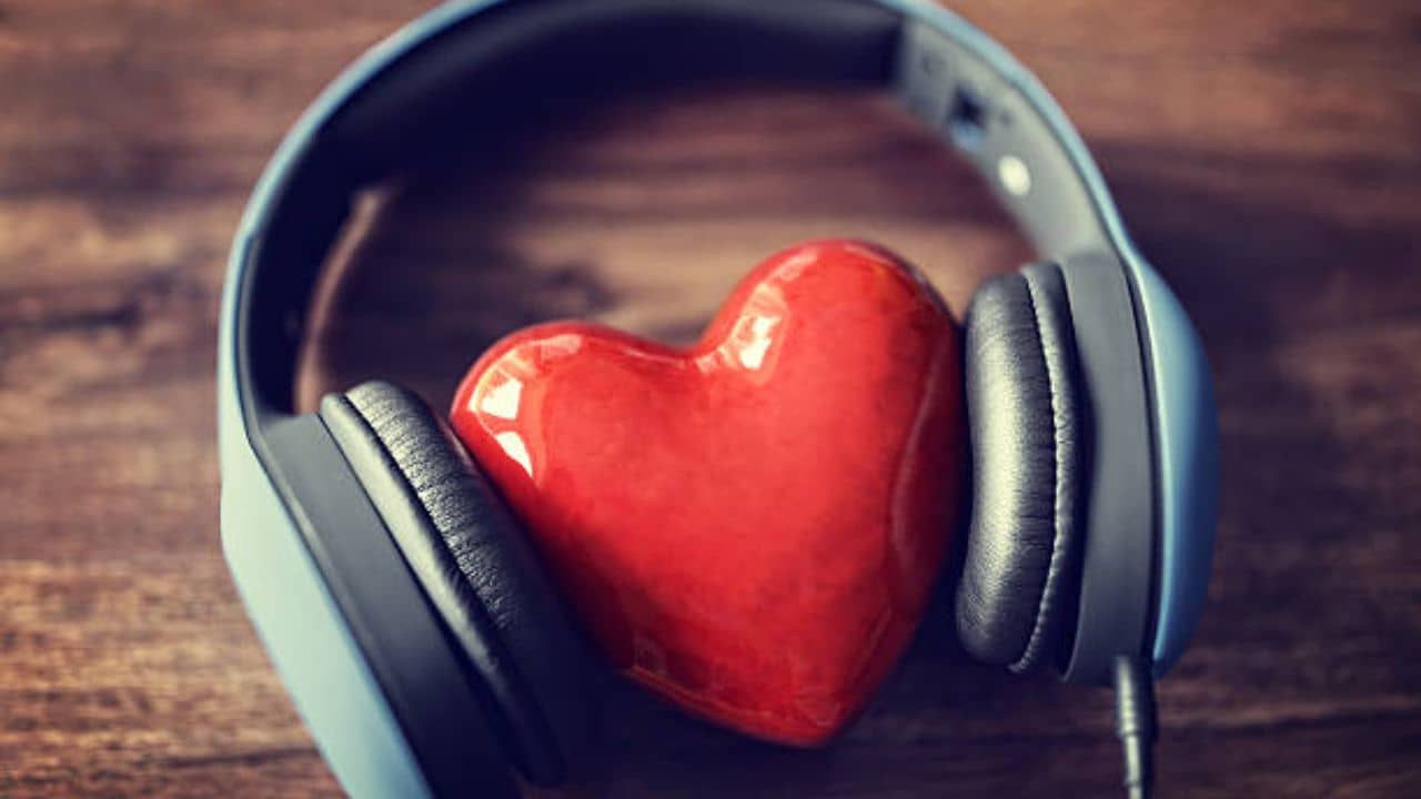 World Music Day 2023: গানের জানালা গোটা পৃথিবী… সুরের মূর্ছনা কীভাবে ভুলিয়ে দিতে পারে অন্তরের বিষাদ