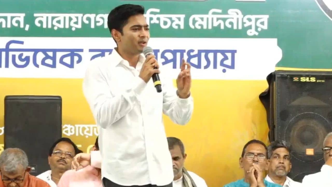 West Bengal Panchayat Elections 2023: তৃণমূলের নাম নিয়ে অনেকেই বিভ্রান্তিকর প্রচার চালাচ্ছেন, কান দেবেন না, কোন বিষয়ে সতর্ক করলেন অভিষেক?