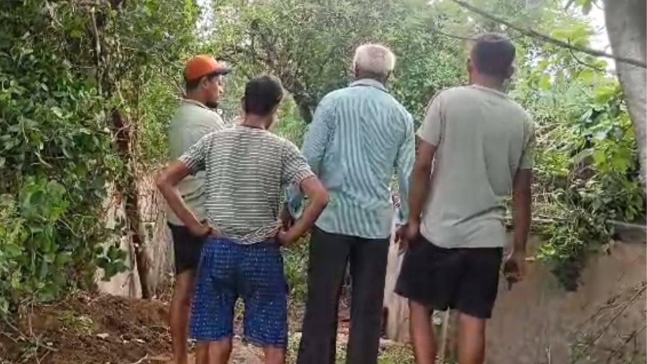 Asansol: কয়লার পর এবার লোহা চুরি আসানসোলে, দুষ্কৃতী দৌরাত্ব্যের বিরুদ্ধে বিক্ষোভ সাধারণের