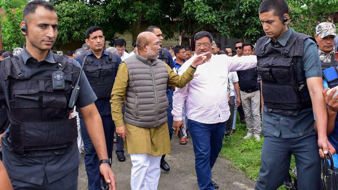 Manipur: কাটা মাথা টাঙানো বাঁশের বেড়ায়, নৃশংস প্রতিশোধ! দুই মাস পরও বদলালো না মণিপুরের পরিস্থিতি