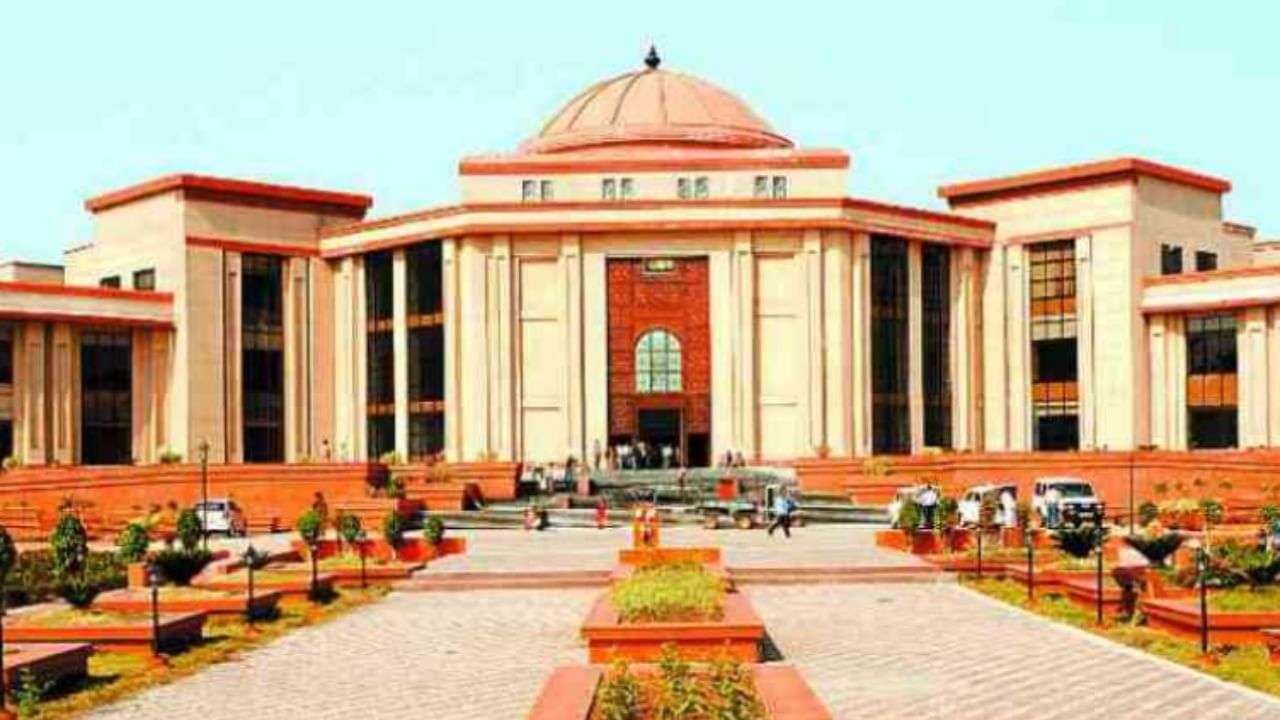 Chhattisgarh High Court: স্ত্রী শ্বশুরবাড়িতে থাকতে না চাইলে কি তাকে বাধ্য করা যায়? দেখুন হাইকোর্ট কী বলছে