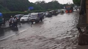 Delhi Flood: ৪৫ বছরের রেকর্ড ভেঙে শহরের রাস্তায় যমুনার জল, জারি ১৪৪ ধারা, মহা-বিপর্যয়ের মুখে দিল্লি Delhi Flood: ৪৫ বছরের রেকর্ড ভেঙে শহরের রাস্তায় যমুনার জল, জারি ১৪৪ ধারা, মহা-বিপর্যয়ের মুখে দিল্লি