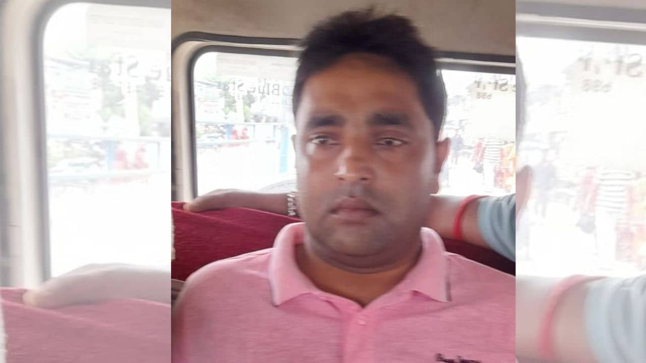 West Bengal Panchayat Elections 2023: ভোট দিতে এসে গ্রেফতার শিক্ষক মামলায় অভিযুক্ত ভুয়ো শিক্ষক