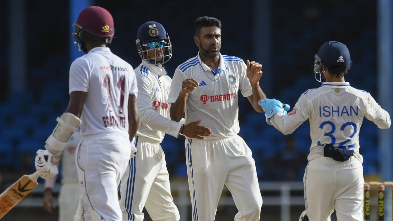 India vs West Indies 2023: ব্লকাথনই ভরসা ওয়েস্ট ইন্ডিজের, ভারতের চাই ৮ উইকেট