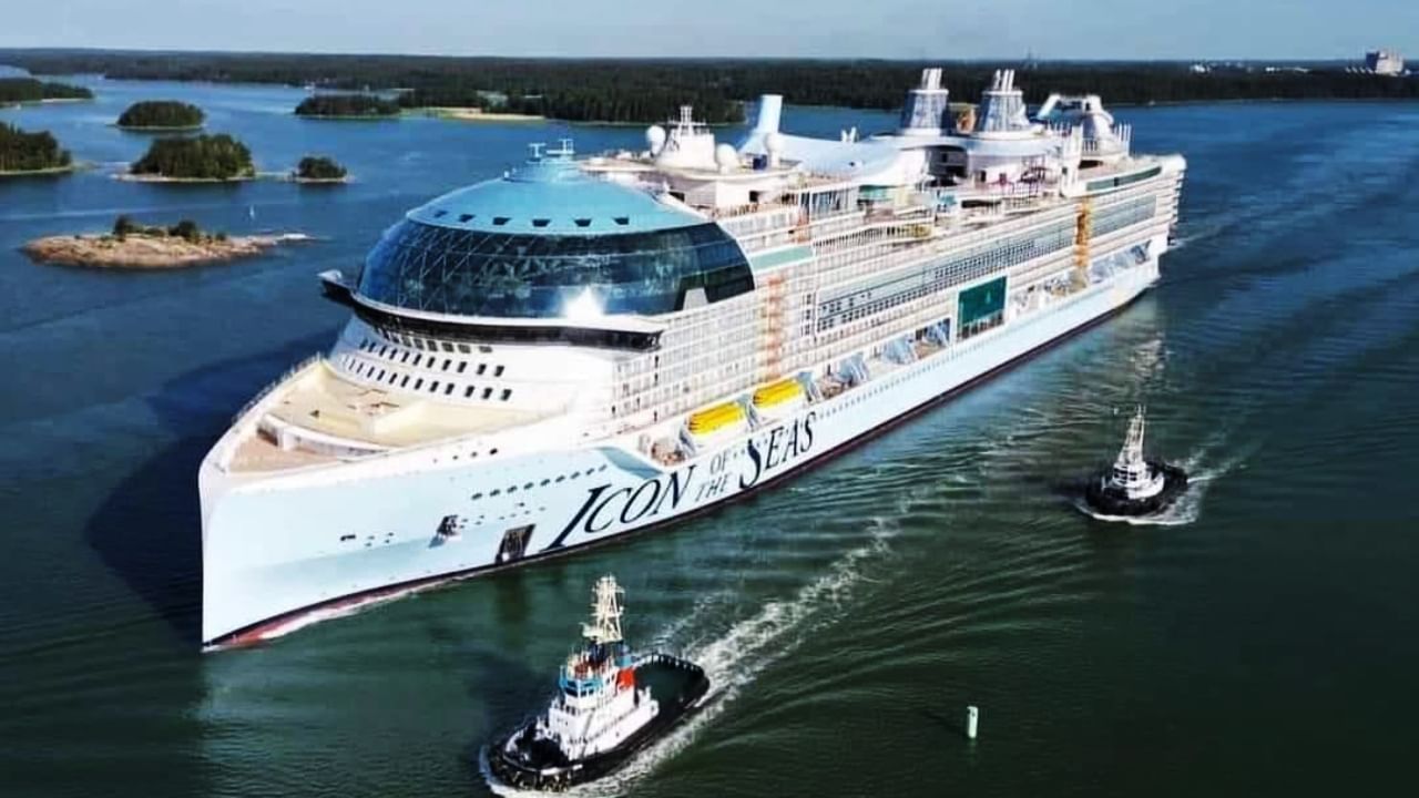 Icon of the Seas: জাহাজেই ওয়াটার পার্ক, বিনোদনের ৪০ উপায়! দেখুন বিশ্বের বৃহত্তম 'ক্রুজ শিপের' চোখ ধাঁধানো ছবি