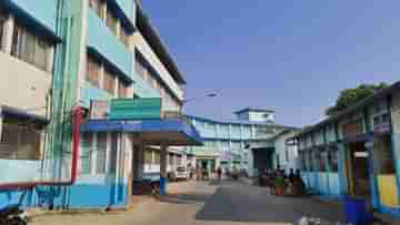 Jalpaiguri Medical College Hospital: মেডিক্যাল কলেজে এক্স রে মেশিন খারাপ, ৮ দিন ধরে পরিষেবা না পেয়ে ফিরে যাচ্ছেন রোগীরা