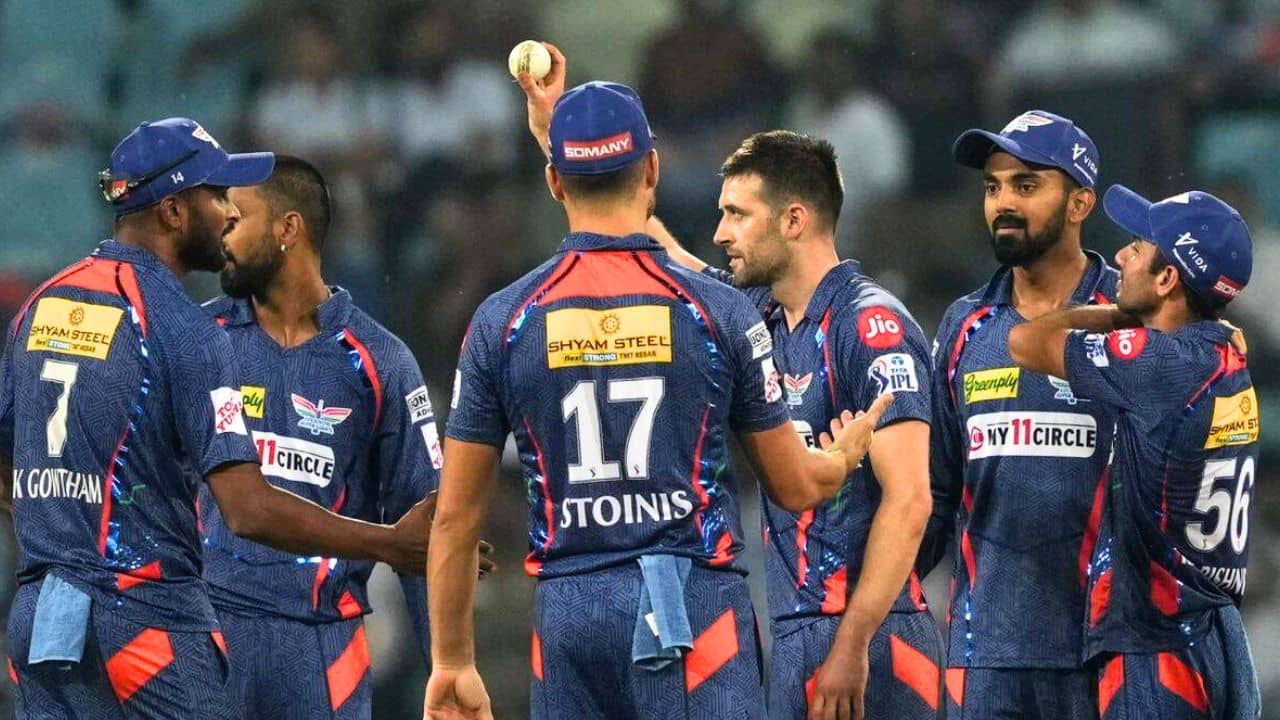 Lucknow Super Giants : বদলে গেল লখনউয়ের হেড কোচ, দায়িত্বে স্টিভ স্মিথদের দেশের কিংবদন্তি