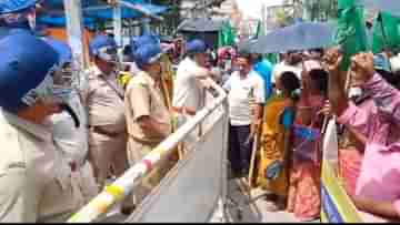 Malda: স্বামী-পুত্র সহ জয়ী প্রার্থীকে অপহরণের অভিযোগ, পুলিশি নিষ্ক্রিয়তার অভিযোগে গাজোলে বিক্ষোভ