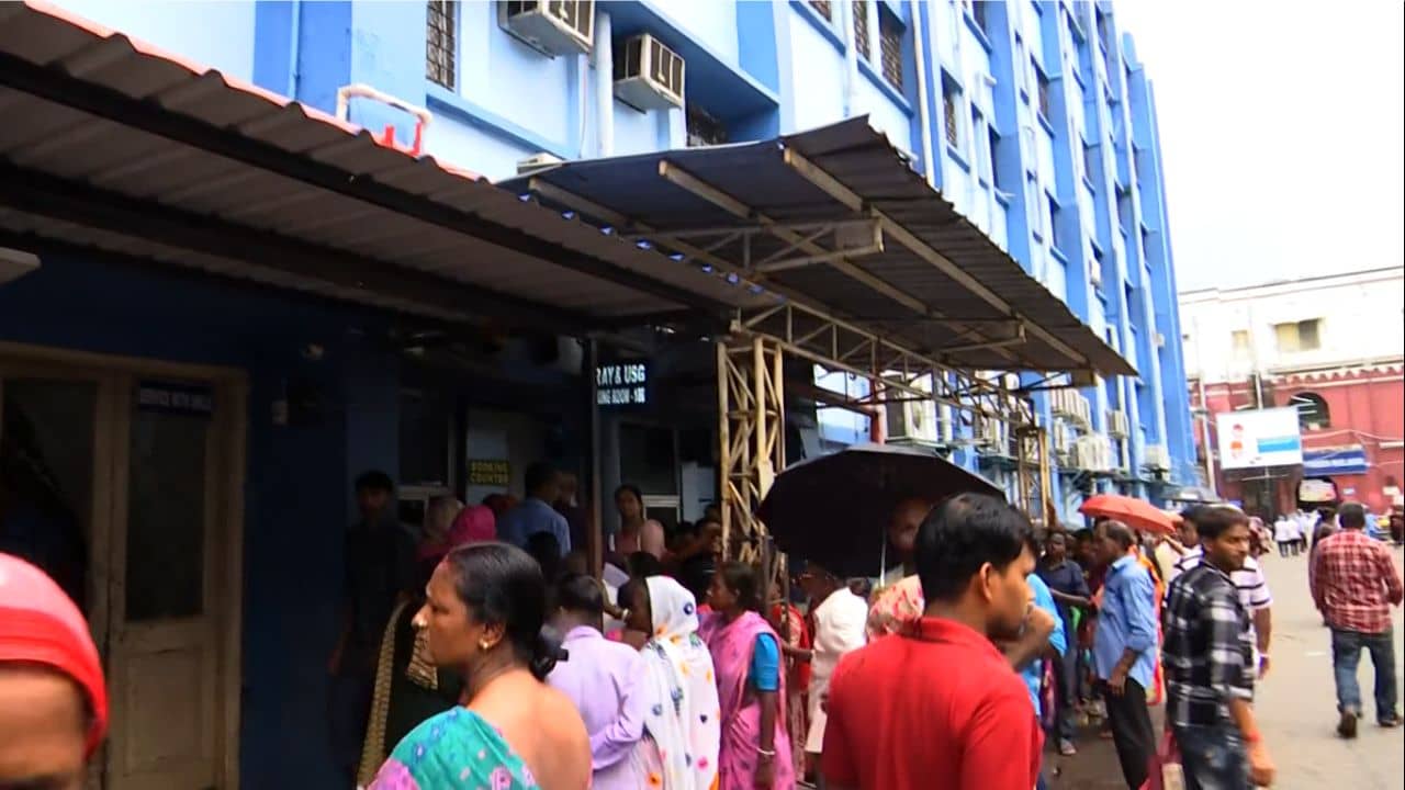 NRS Hospital: অঘটন এড়াতে NRS-এ বন্ধ ক্যাথল্যাব, ধোঁয়ার উৎস এখনও অজানা