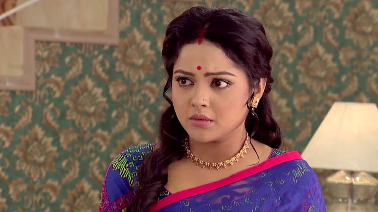 Nabanita Das: বিবাহ বিচ্ছেদের মাঝেই বেনারসিতে নবনীতা, পোস্ট দেখে কী বলল নেটদুনিয়া?