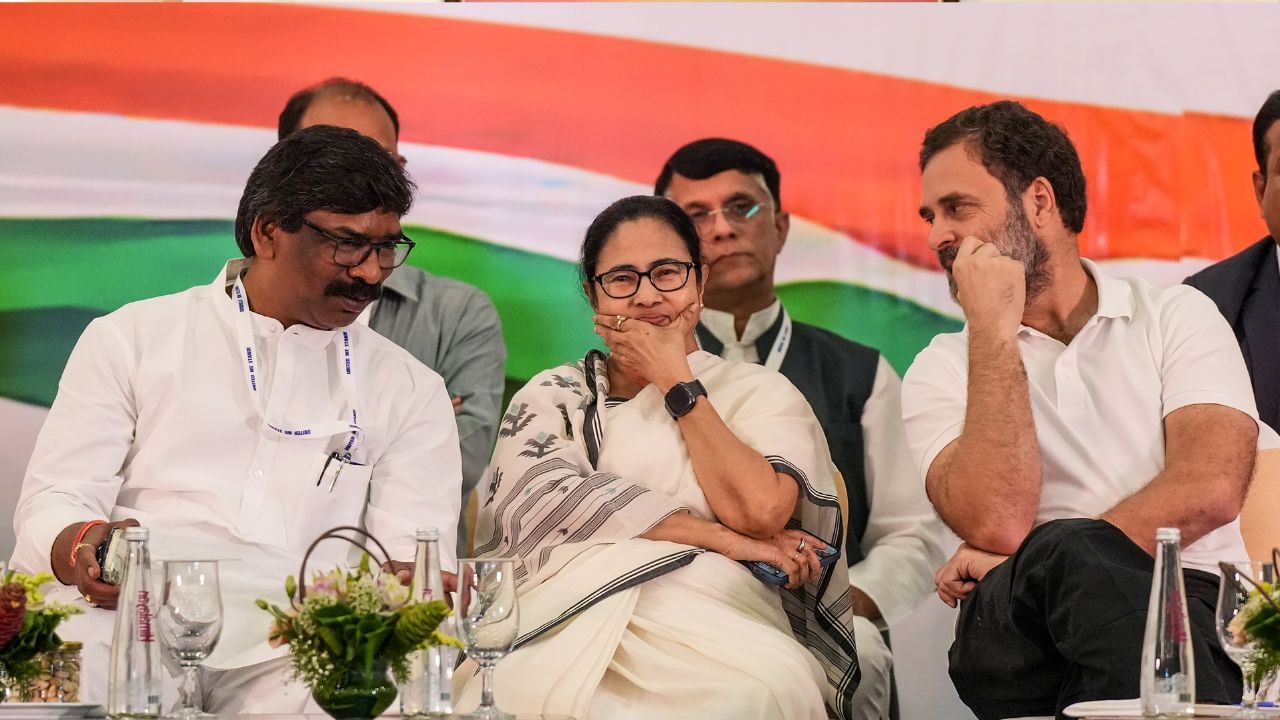 Opposition Alliance: 'ইন্ডিয়া' নাম নিয়ে বেগড়বাই নীতীশের, কী ট্যাগলাইন হল বিরোধী জোটের?