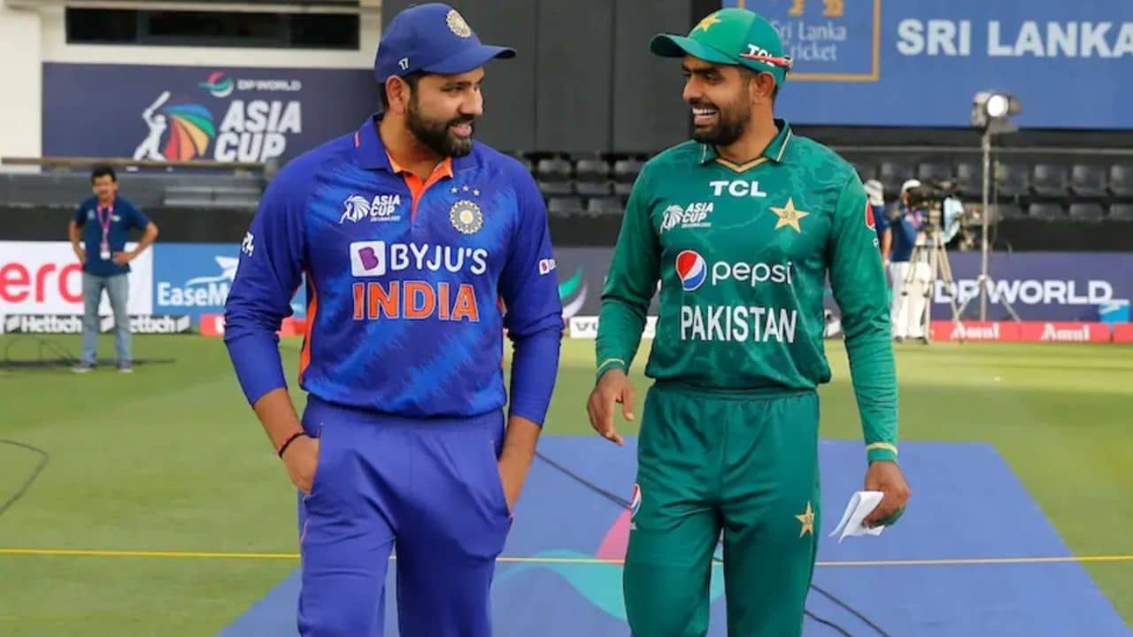India vs Pakistan: ভারতকে যে কোনও জায়গায় হারাতে পারে পাকিস্তান, এশিয়া কাপের আগে টিম ইন্ডিয়াকে হুঁশিয়ারি প্রাক্তন পাক তারকার