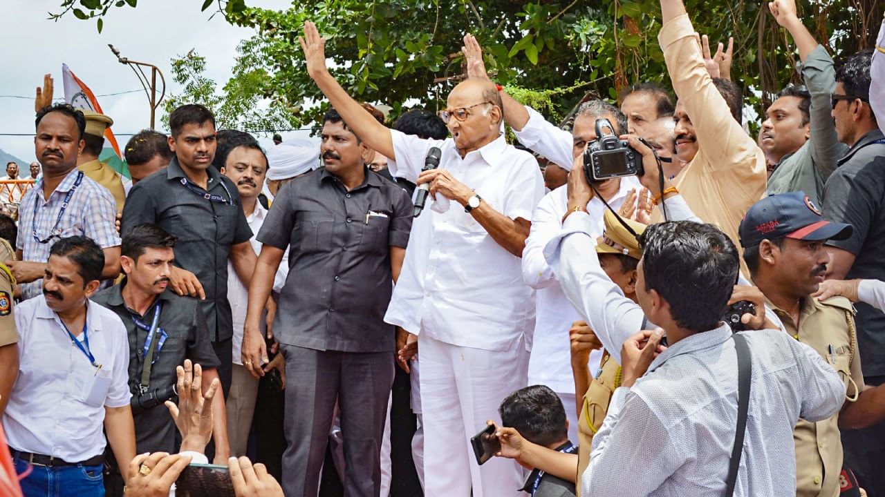 Sharad Pawar: 'লড়াই শুরু', ভাইপোর বিদ্রোহের পরদিনই শরদের শক্তি প্রদর্শন