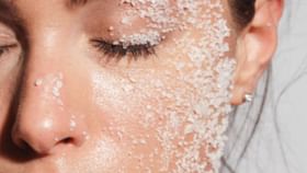 Homemade Body Scrub: বয়স ৮ হোক বা ৮০, এই প্যাকের গুণে ঝলমল করবে স্কিন; আপনি মাখছেন তো? Homemade Body Scrub: বয়স ৮ হোক বা ৮০, এই প্যাকের গুণে ঝলমল করবে স্কিন; আপনি মাখছেন তো?