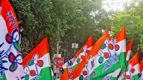 Panchayat Election Result 2023: বাঁকুড়ায় 'ঢোঁক গিলল' তৃণমূল, পঞ্চায়েত দখলে বিক্ষুব্ধ নির্দল সদস্যকেই দলে নিল শাসকদল Panchayat Election Result 2023: বাঁকুড়ায় 'ঢোঁক গিলল' তৃণমূল, পঞ্চায়েত দখলে বিক্ষুব্ধ নির্দল সদস্যকেই দলে নিল শাসকদল