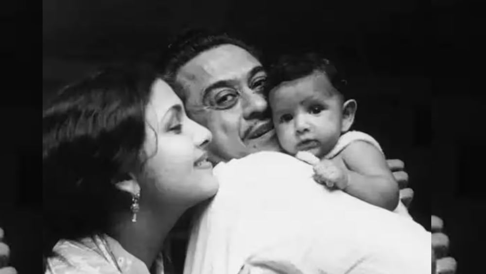 সুনীল দত্তের ছবি 'মন কা মীত'-এর মধ্যে দিয়ে বলিউডে ডেবিউ হয় লীনা ছন্দাভারকারের। ১৯৭৫ সালে সিদ্ধার্থ বান্দোদকরের সঙ্গে বিয়ে হয় তাঁর। কিন্তু বিয়ের কিছু দিনের মধ্যেই তিনি মারা যান। এরপর লীনা ১৯৮০ সালে বিয়ে করেন কিশোর কুমারকে। যদিও সাত বছর বিয়ের পর প্রয়াত হন তিনিও। সে সময় লীনার বয়স ৩৭ বছর।