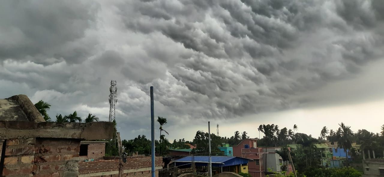 Bengal, Kolkata Weather: আরও প্রবল বৃষ্টি? উত্তরের কোন কোন জেলার জন্য বিশেষ সতর্কতা?