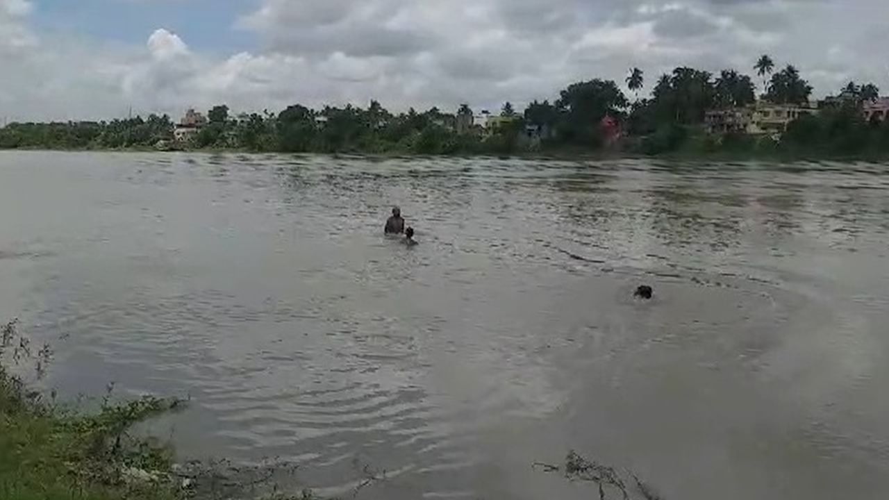 Murshidabad Sink Down News: ভাগীরথীতে তলিয়ে গেল...