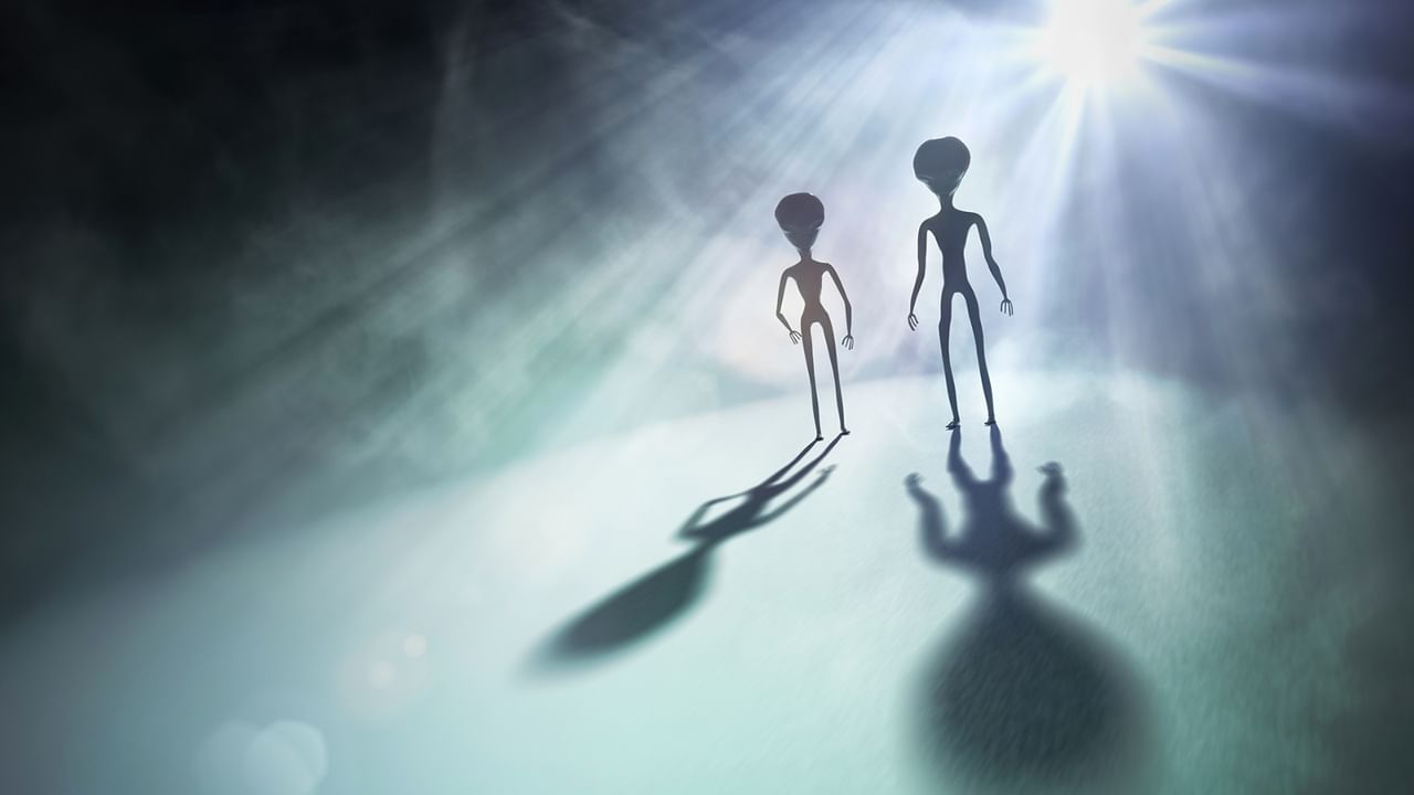 Alien And UFO: এলিয়ানের অস্তিত্ব কি আছে?