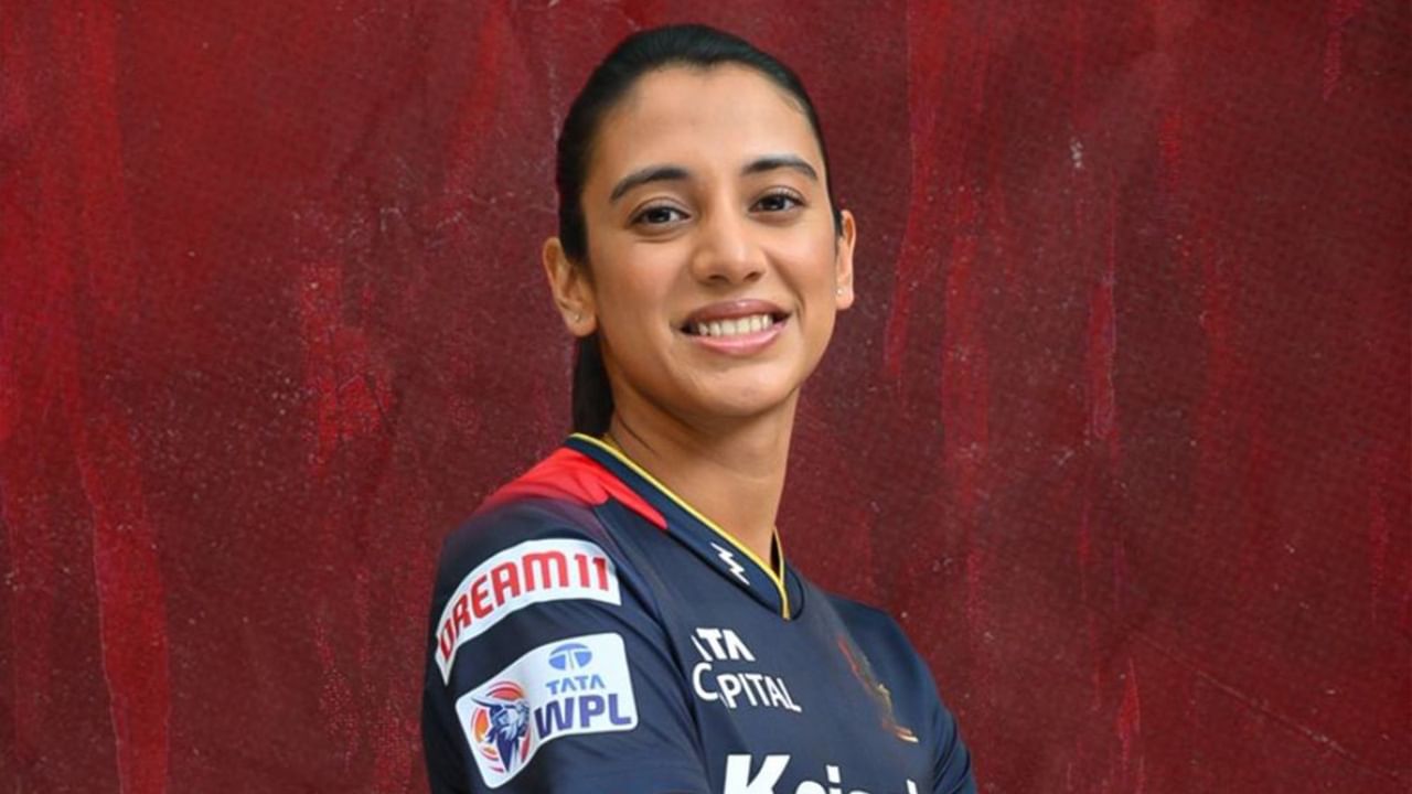 Smriti Mandhana: দ্রাবিড়ের ব্যাটে স্মৃতির শতরান