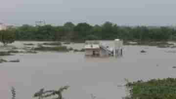 Flood Situation: কোথাও হলুদ, কোথাও কমলা সতর্কতা জারি, বিপর্যয় থেকে কবে মিলবে রেহাই?